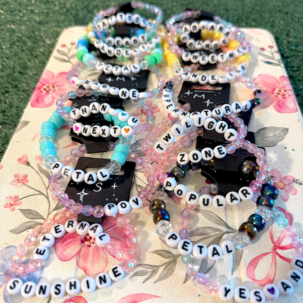 "Ariana Grande" Bracelet.